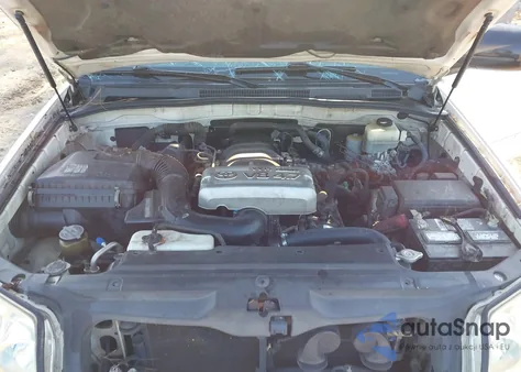 2005 Toyota 4Runner Sr5 V8 z USA, uszkodzony, nr VIN JTEZT14RX50022927